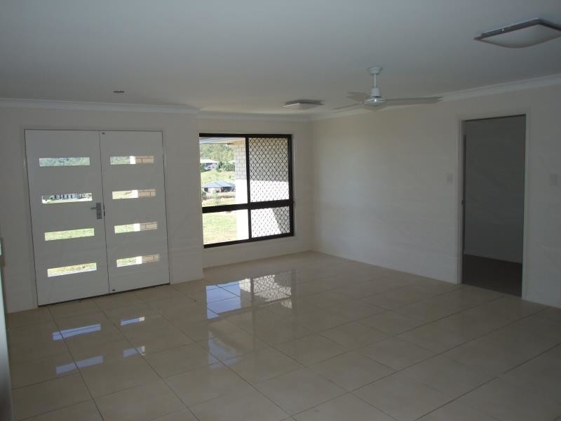 8 Benrhys Court, Rockyview QLD 4701